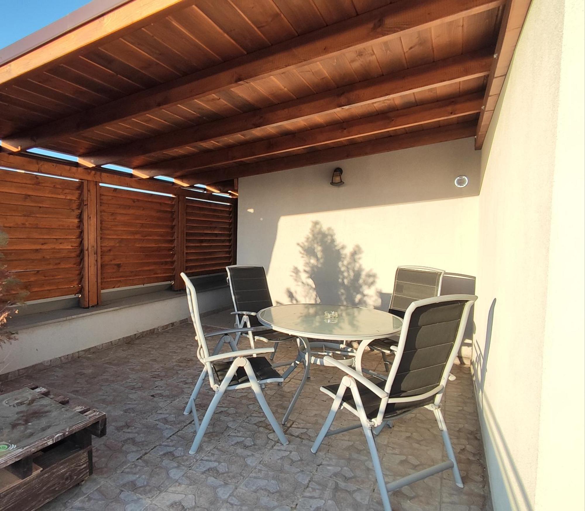 Apartman Dominika Apartment Rovinka Bagian luar foto